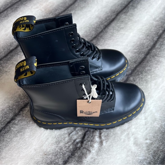 NWT Doc Dr Martens Leather Lace Up Combat Boots - Picture 6 of 8